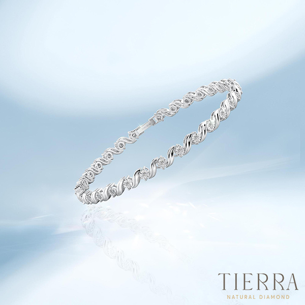 Lắc tay VTA8111 phụ kiện nhất định phải có của các nàng